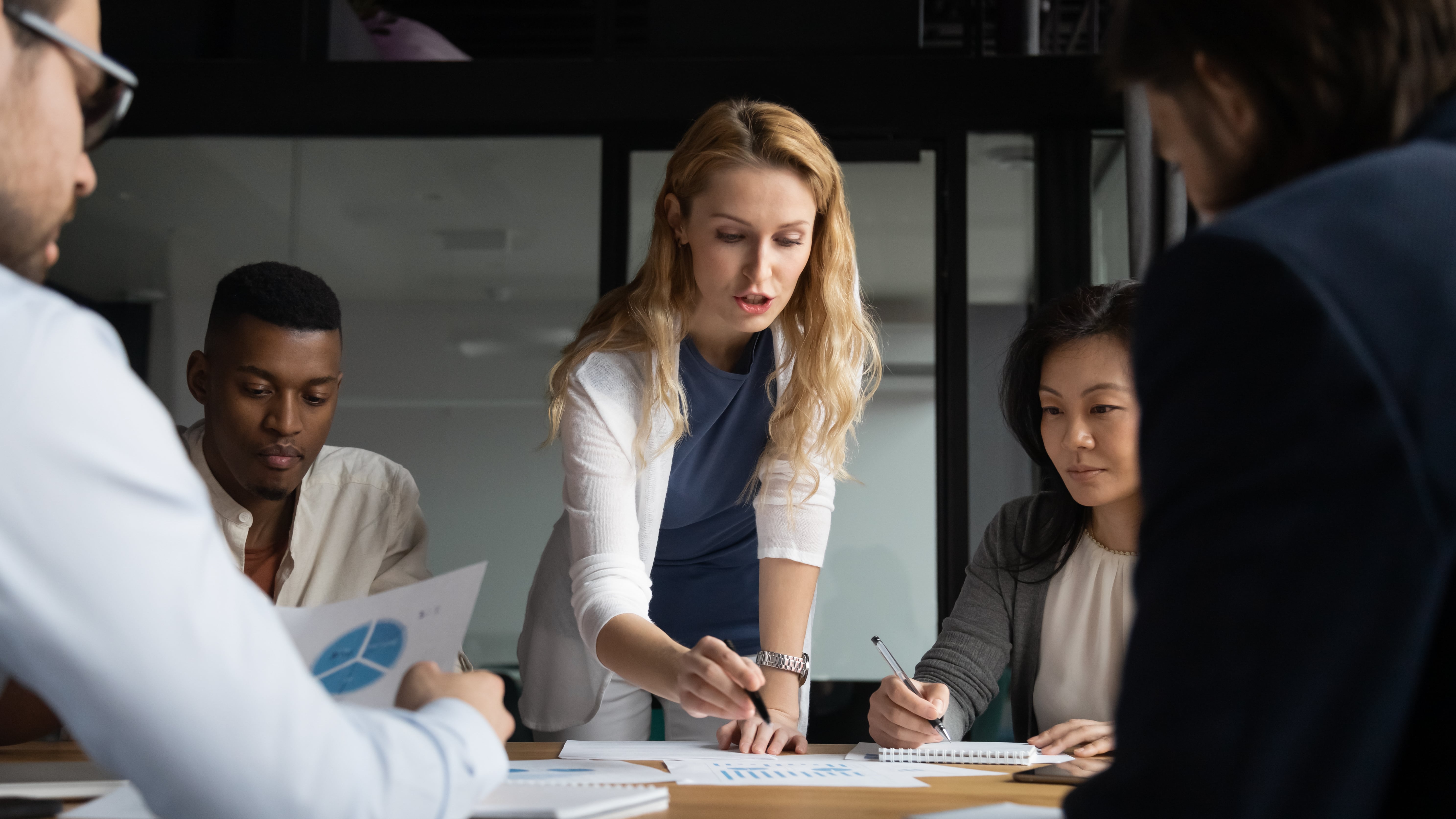 The Case for Insourcing Qualitative B2B Research Today